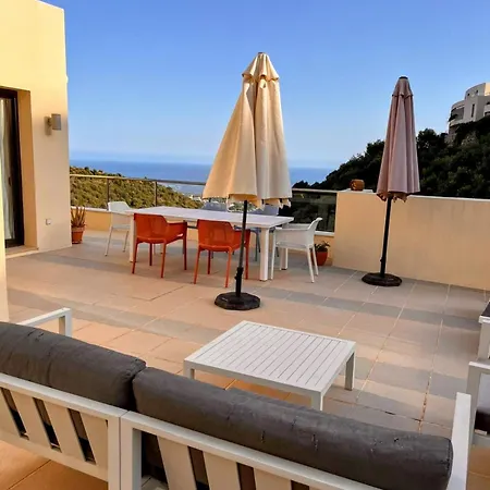 Luxury Penthouse: Indoor Pool And Private Terrasse Apartment Marbella