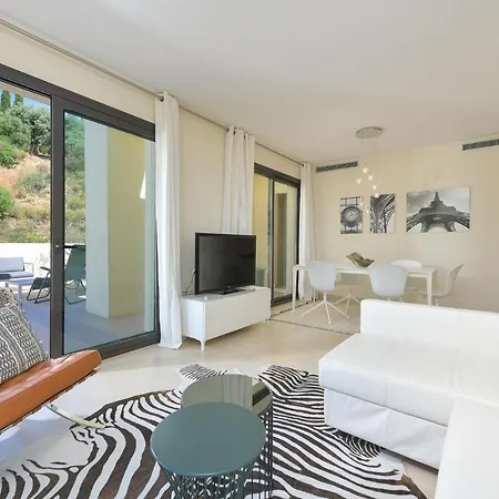 Luxury Penthouse: Indoor Pool And Private Terrasse *